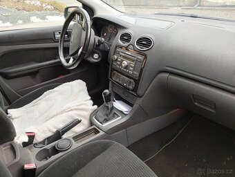 FORD FOCUS II 1,6 TDCi 80kW KLIMA, r.2005 - 9