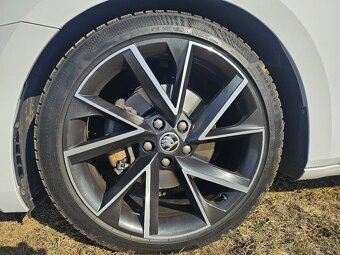 Škoda Superb III SPORTLINE 2.0TDi DSG, ACC, Webasto, Canton - 9