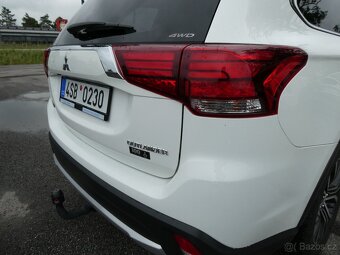 Mitsubishi Outlander 2.3 Di-D 4x4, DPH, 7.míst - 9