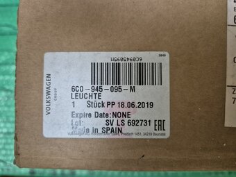 levé zadní světlo VW Polo (6R) 6C0945095M - 9