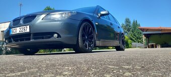 BMW 545i e61 manuál - 9