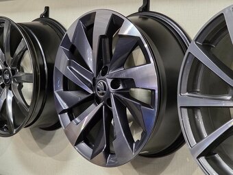 originál alu ŠKODA Kodiaq II Halti 7,5x19" 5x112 ET40 R19 - 9