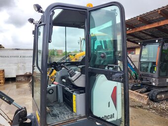 BOBCAT E19 - 9