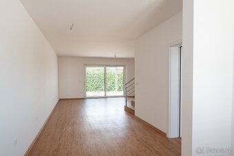 Prodej moderní novostavby 4 + kk se zahradou,Rychnov n. Kn - 9