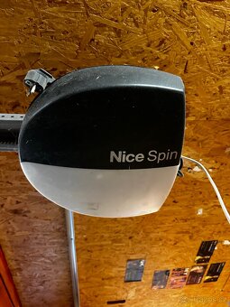 Prodám Garazove ele. Ovládl. Vrata - 9