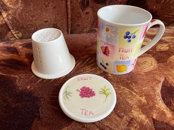 hrnek různé druhy, hrnek na čaj se sítkem - 9