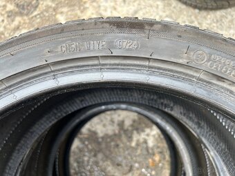 Celoroční pneu - 225/40/r18 - 9