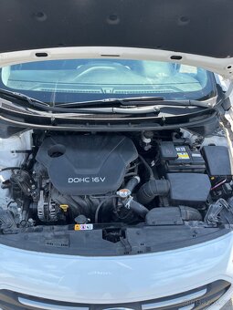 Hyundai I30 combi 1.6 88Kw - 9