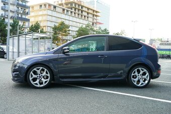 Ford Focus 2.5 ST - 9