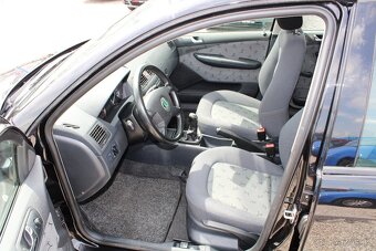 Škoda Fabia 1.4 16V, r.v. 2004, KLIMA EL.OKNA ASR PC - 9