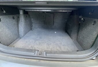 Prodám Škodu Octavia Combi 4x4 - 9