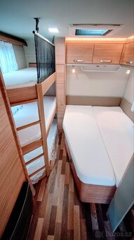 Weinsberg 550 UK, rodinný karavan, 3x palanda - 9
