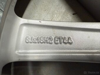 235/45 R18 98V Kompletní originální ALU sada Škoda Superb - 9