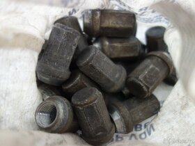 4ks ALU disků "ENZO"+ zimní pneu 17" Galaxy III - 9