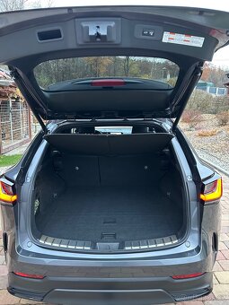 LEXUS NX 450h+ Executive (zár.10 let na plug-in) - 9