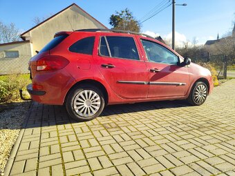 Prodám Renault Clio kombi - 9