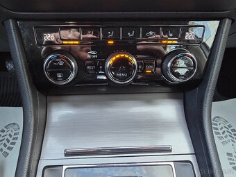 SUPERB 3 DSG 2,0TDI 110kW STYLE LED NAVI KAMERA ACC ČR -DPH - 9