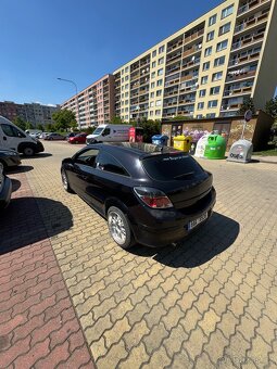 Opel Astra GTC 2.0T (Horší stav karoserie) - 9