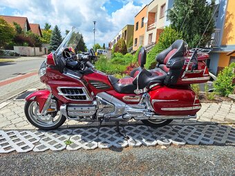 Honda Goldwing 1800 - 9