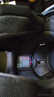 Výklopná přilba HJC i90 pro městské a turistické ježdění - 9