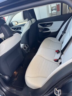 C220d 4matic BLACK MAGNA 2024, ZÁRUKA 7/26, 20TKM, 1.maj, ČR - 9