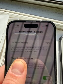 Iphone 14 pro 256 gb black černy - 9