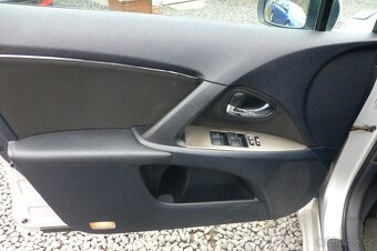Toyota Avensis 2.0D,93kw,sedan,ČR,2011 - 9