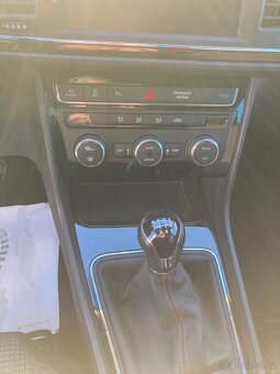SEAT Leon ST FR 1.4 Tsi 92kW rv.: 2018 najeto: 32.000km - 9