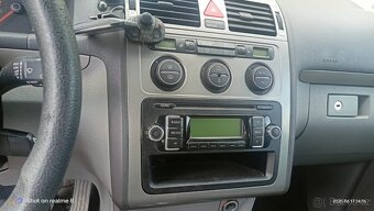 Volkswagen Touran 2.0Tdi Dsg - 9
