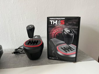 Volant Thrustmaster T300 + řadicí páka Thrustmaster TH8S - 9
