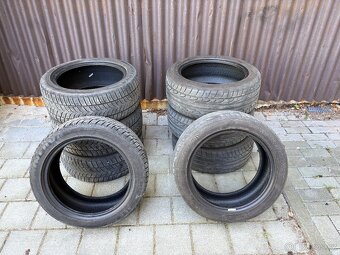 4x zimní a 4x letní pneu 215/45 r16 - 9