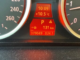 Prodám BMW e60 545i - 9