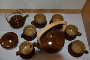 Čajový servis, porcelánové mísy, talíře, hrnečky, drobnosti - 9