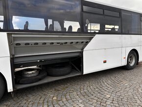 MERCEDES-BENZ INTOURO - 9
