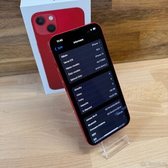 iPhone 13 128GB, červený (12 měsíců záruka) - 9