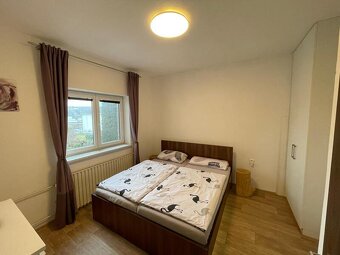 Prodej bytu 3+1 s garáží a zahradou, Zlín - Louky - 9