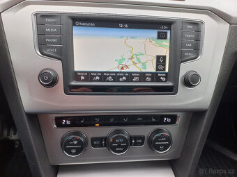 Volkswagen Passat Variant, 2.0TDI 110kW NAVI - 9