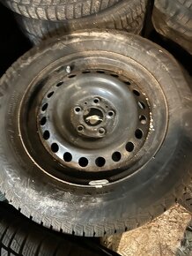 215/65 R16 zimni včetně disku - 9