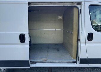 Peugeot Boxer 2.2 HDi L1H1 nafta manuál 110 kw - 9
