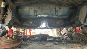 Karoserie Impreza WRX Wagon RHD bez koroze - 9