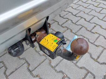 Volvo XC90, 2,4 D5 120kW 4x4 GEARTRONIC - 9