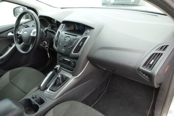 Ford Focus 1.6TDCi 70kW 2011 ČR - 9
