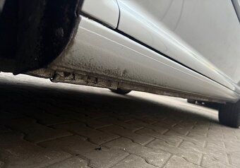 VW GOLF IV 1.4i 16v 11/2001 188t..km klimatizace - 9