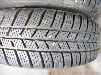 Prodám 2 orig.14" plech. kola + zimní pneu. PEUGEOT 206 - 9