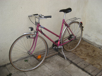 2x Dámské kolo FAVORIT - 9