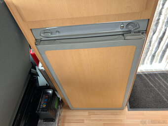 Obytné auto Ford Sirio 592 Roller, Rok 2008 - 9