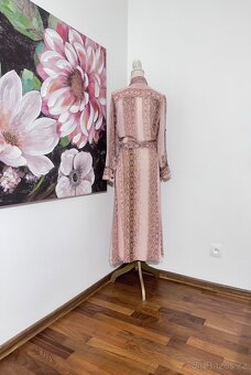 MASSIMO DUTTI Maxi šaty - 9