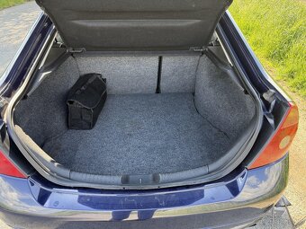 Ford Mondeo ST220 3.0 V6 166kw - 9