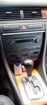 Audi A6 C5 3.0i - 9