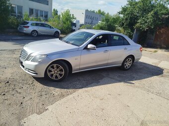 Mercedes E 212 - 9
